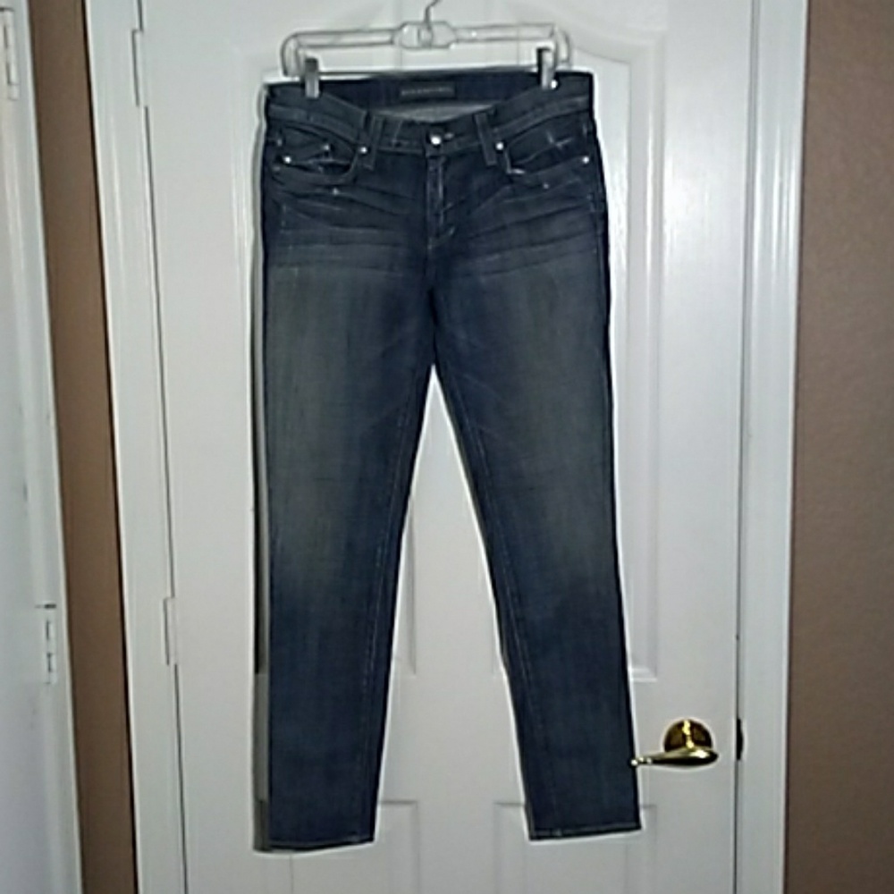 FINAL MARKDOWN Ladies' Rock & Republic Straight Leg jeans 30 x 29 nwot